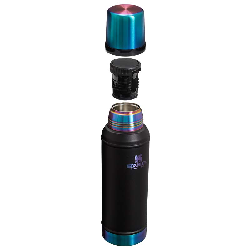 Classic Legendary Bottle 1.0 QT in Black Chroma