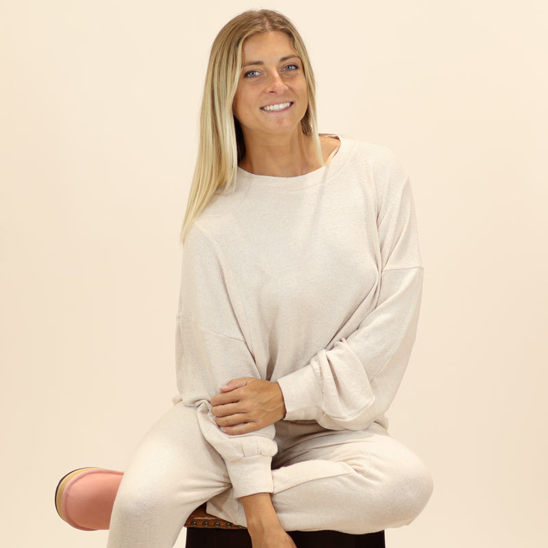 Hilo Hacci Long Sleeve Top in Oat