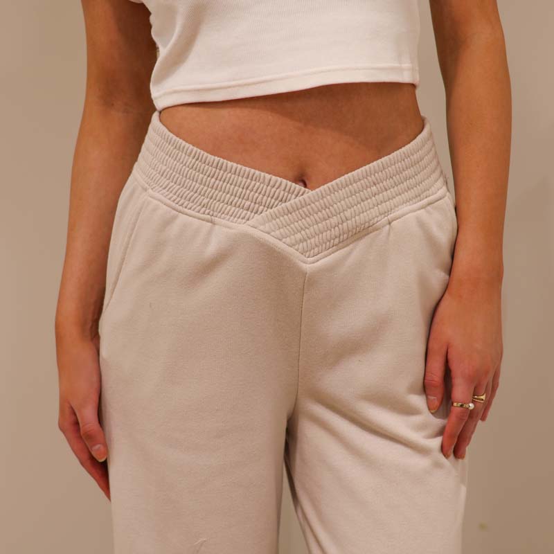 V Waist Lounge Pant in Bone