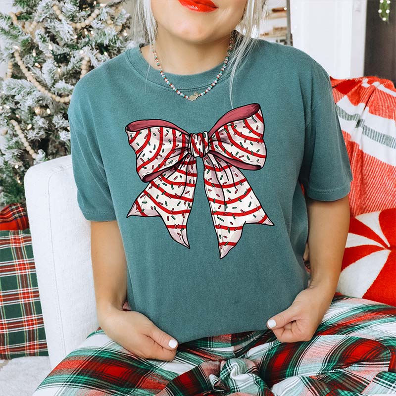 Christmas Cake Bow Short Sleeve T-Shirt