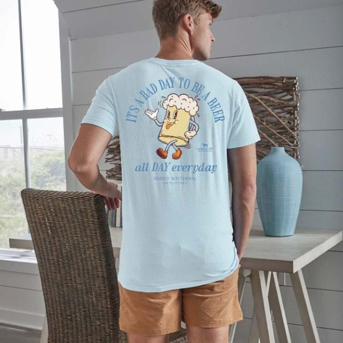 Men&#39;s Bad Day To Be A Beer Short Sleeve T-Shirt