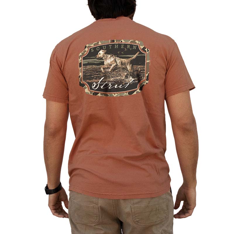 YETI Men's Camo Logo Badge Short Sleeve T-Shirt